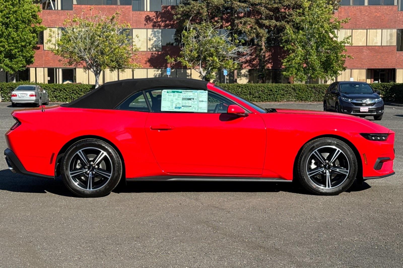 Vehicle image 5 of 30