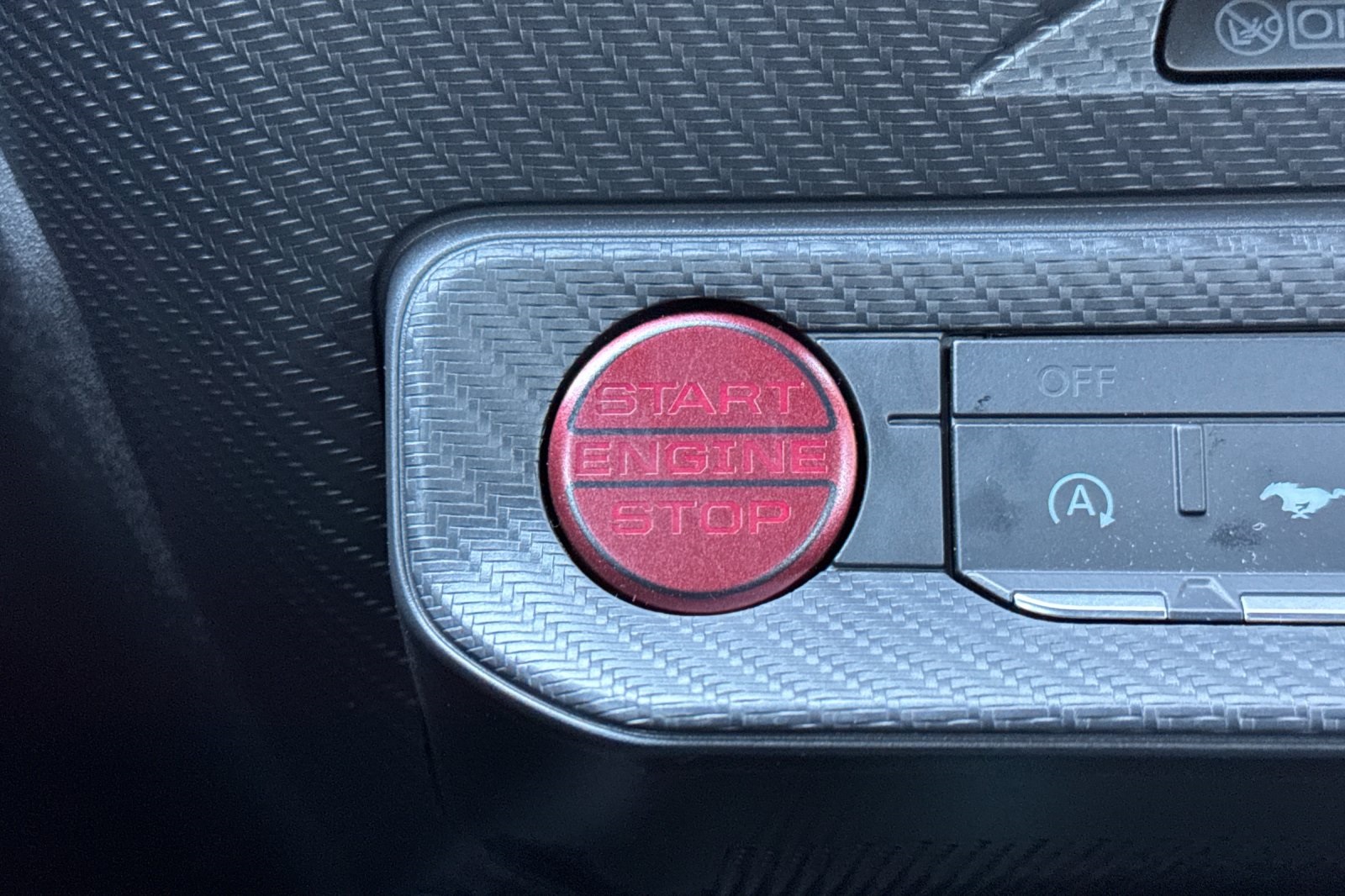 Vehicle image 22 of 30