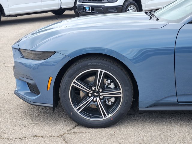 Vehicle image 6 of 21