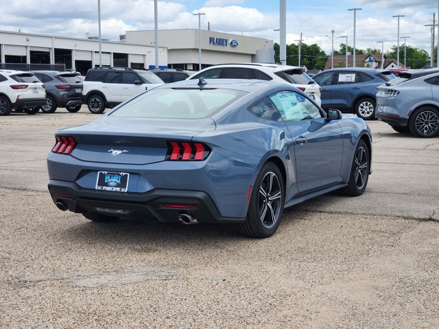 Vehicle image 2 of 21