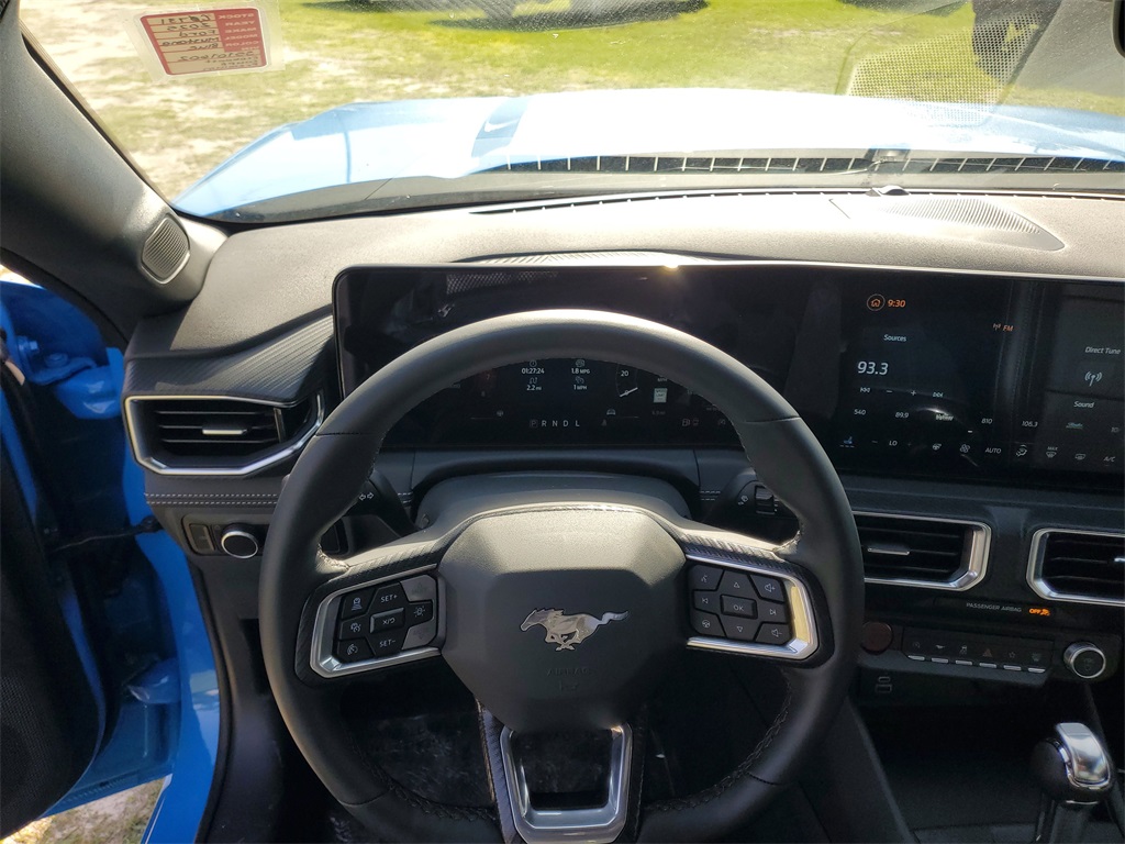 2025 Ford Mustang EcoBoost Premium Image 21 of 33
