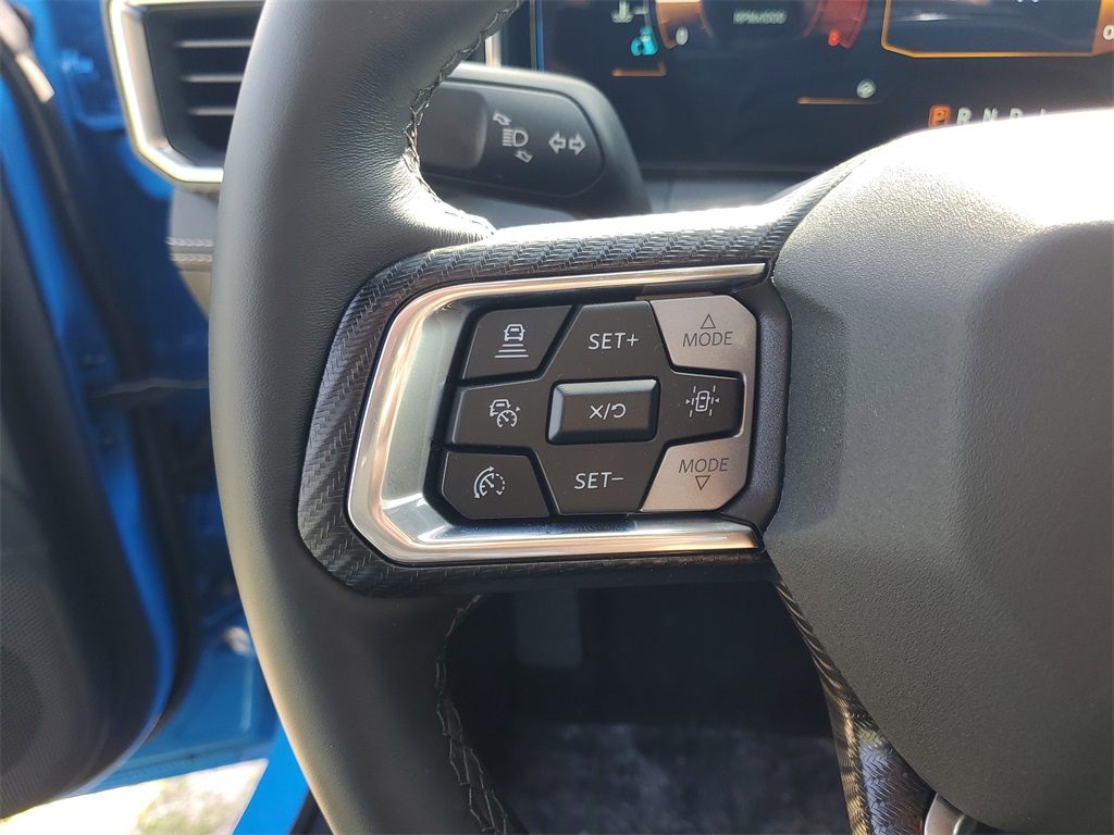 2025 Ford Mustang EcoBoost Premium Image 16 of 33