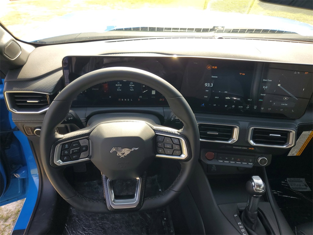 2025 Ford Mustang EcoBoost Premium Image 20 of 33