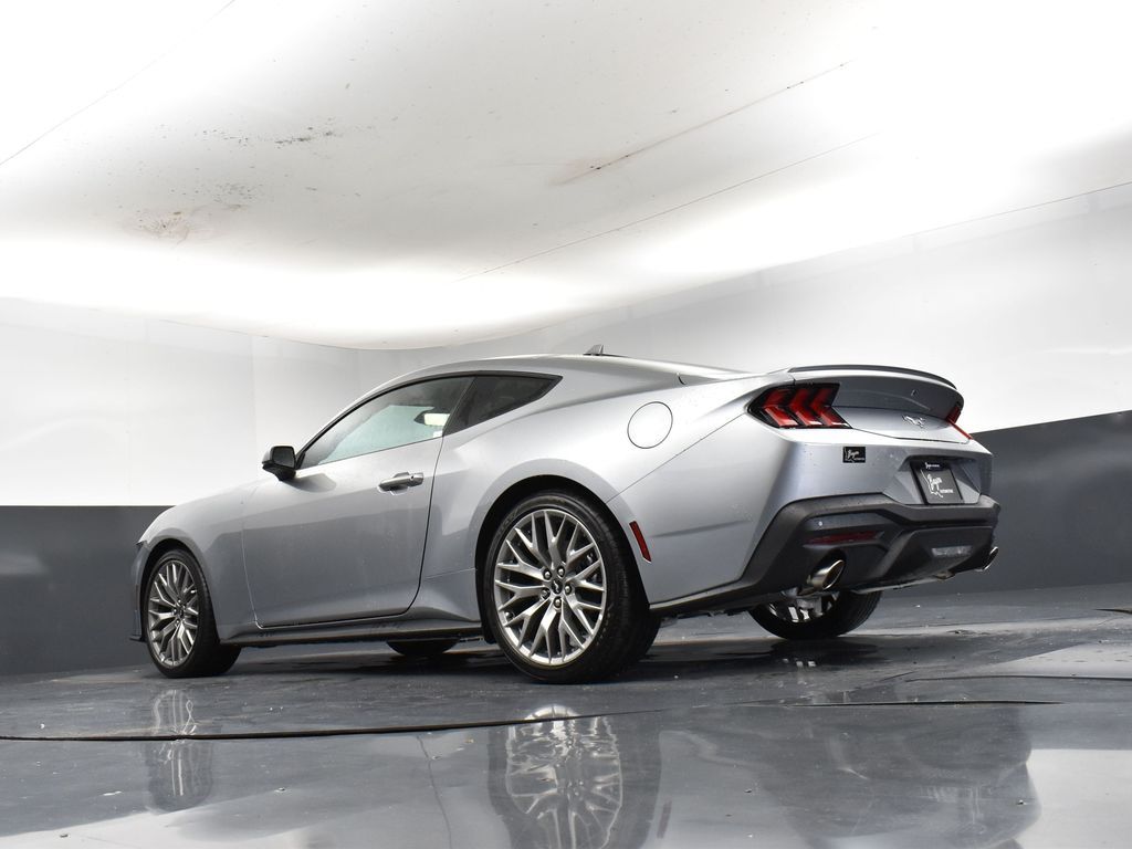 2025 Ford Mustang EcoBoost Premium Image 30 of 52