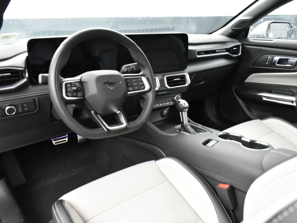 2025 Ford Mustang EcoBoost Premium Image 37 of 52