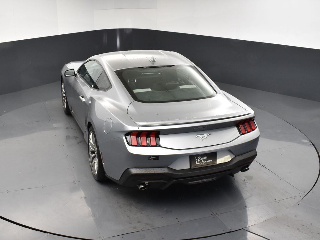 2025 Ford Mustang EcoBoost Premium Image 28 of 52