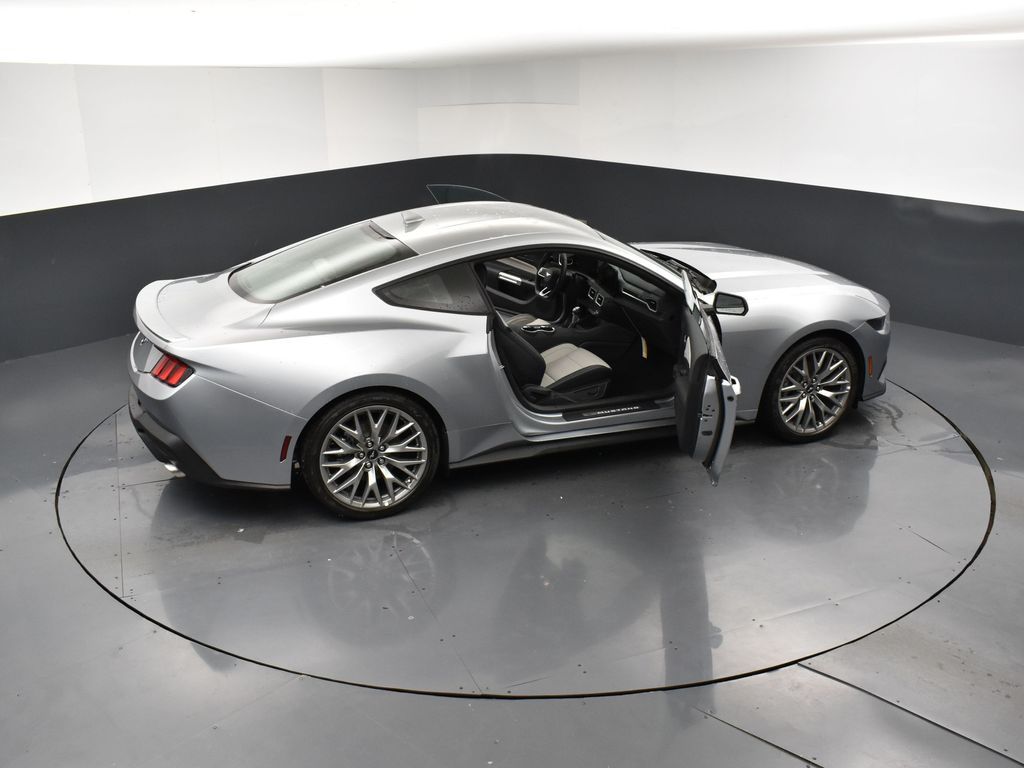 2025 Ford Mustang EcoBoost Premium Image 20 of 52