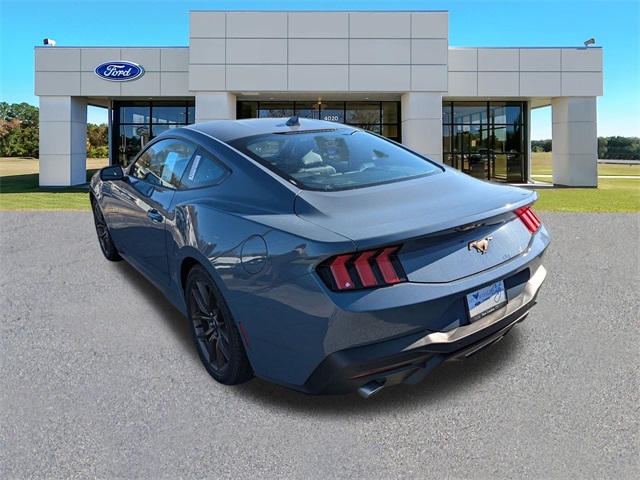 Vehicle image 5 of 26