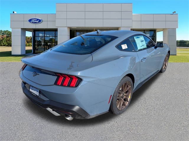 Vehicle image 4 of 26