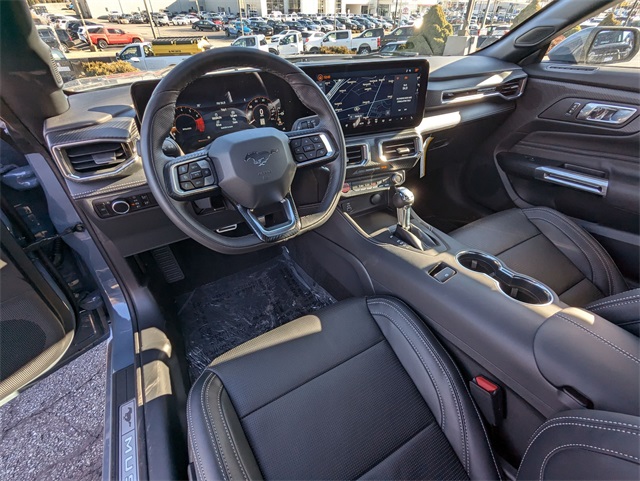 Vehicle image 18 of 26
