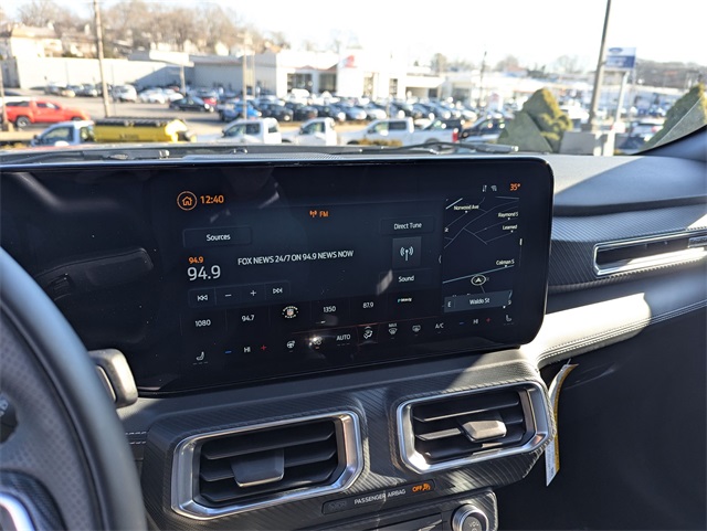 Vehicle image 14 of 26