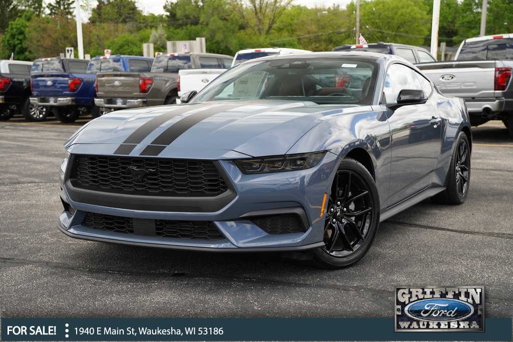 Vehicle image 1 of 18
