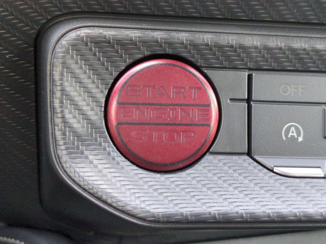 2025 Ford Mustang EcoBoost Premium Image 24 of 27