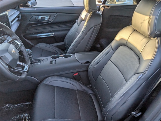 2025 Ford Mustang EcoBoost Premium Image 5 of 11