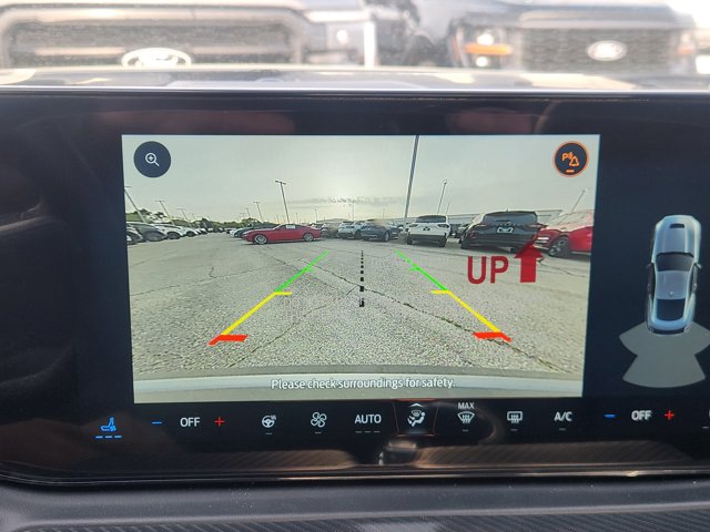 Vehicle image 13 of 23