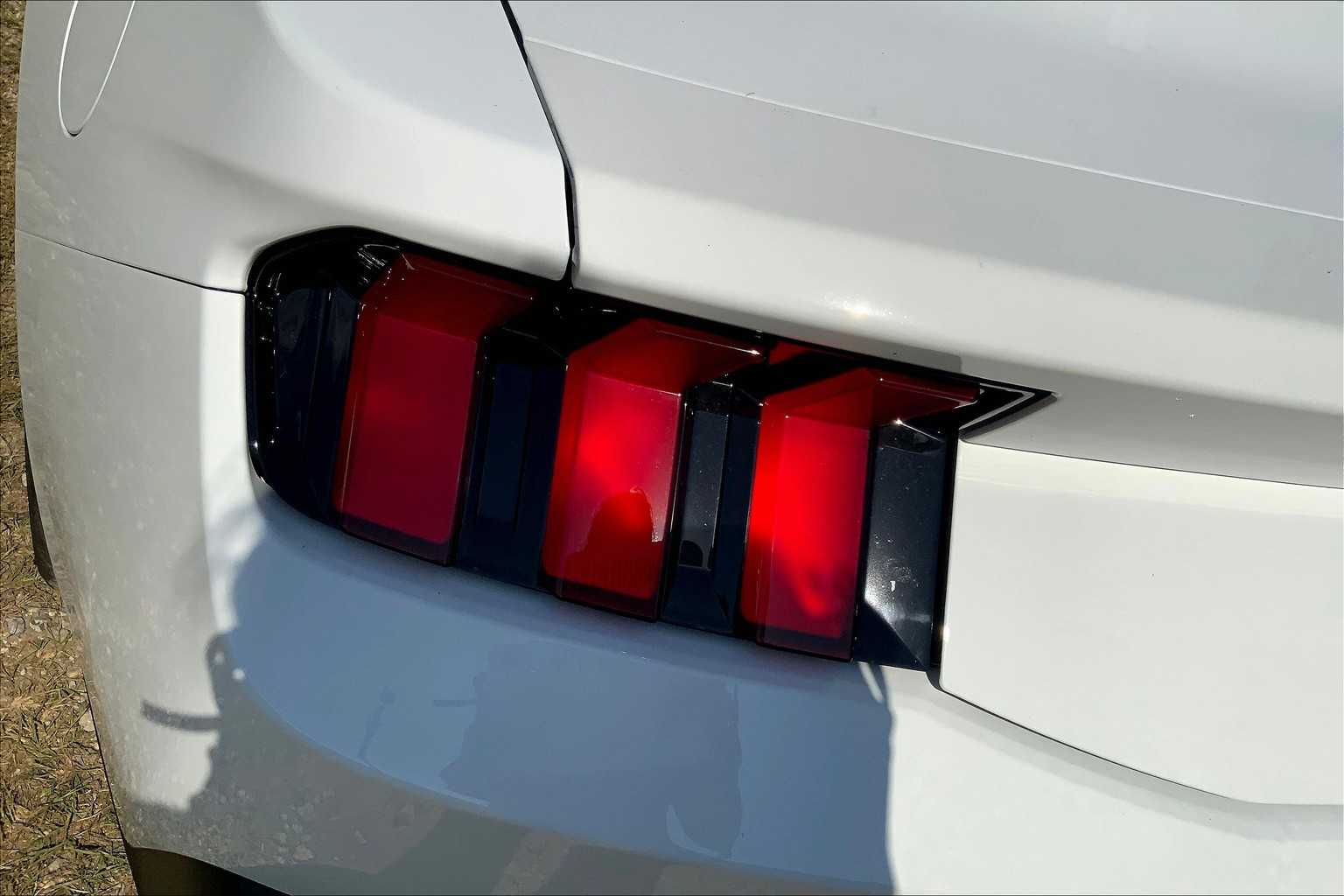 2025 Ford Mustang GT Premium Image 16 of 17