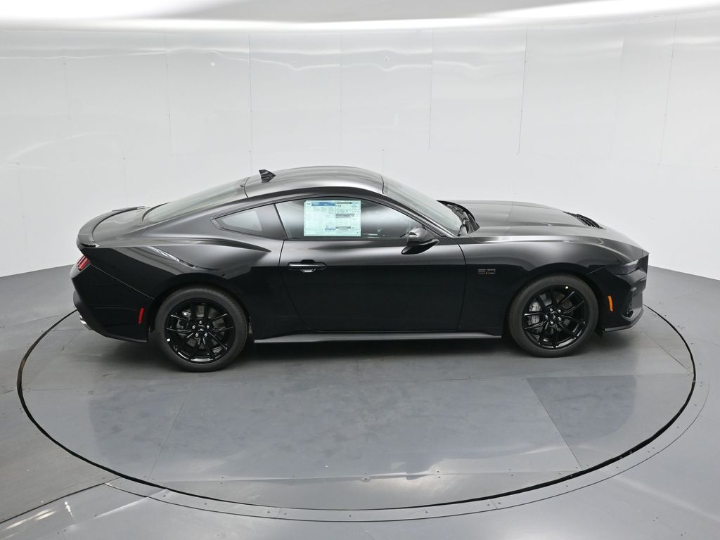 Vehicle image 21 of 51