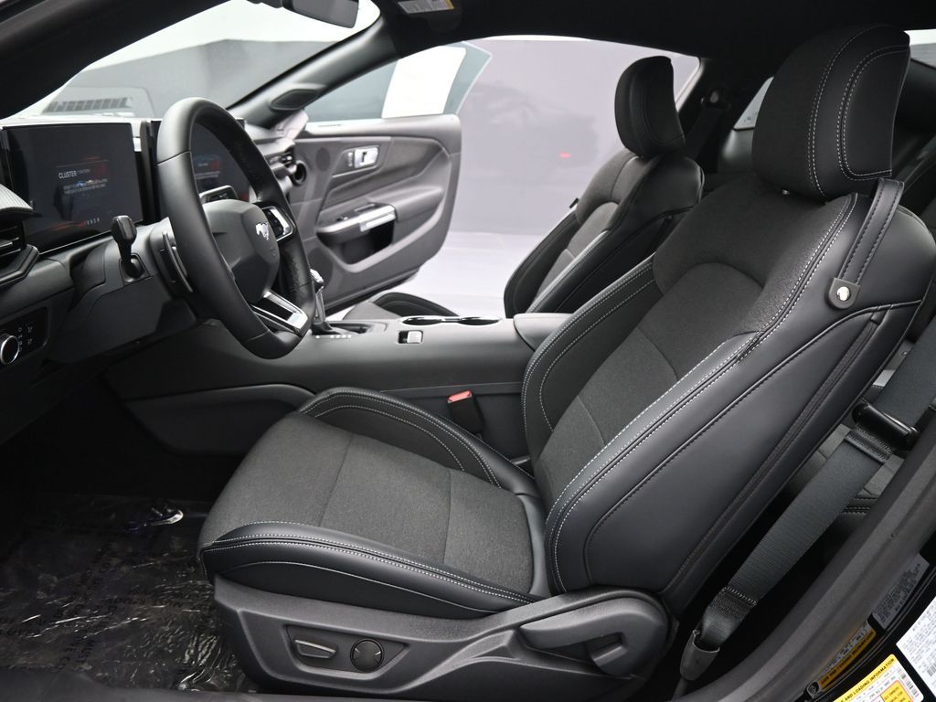 Vehicle image 42 of 51
