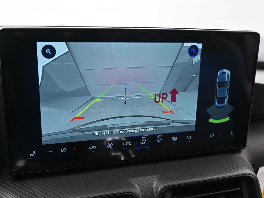 Vehicle image 46 of 51