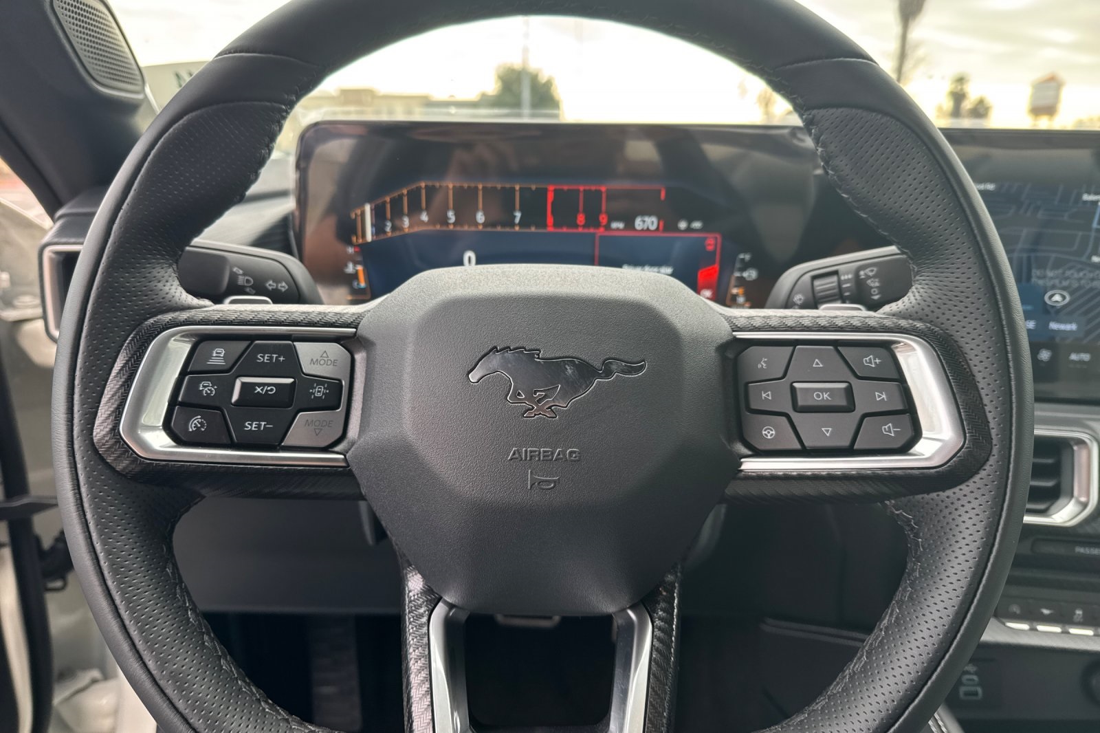 Vehicle image 26 of 33