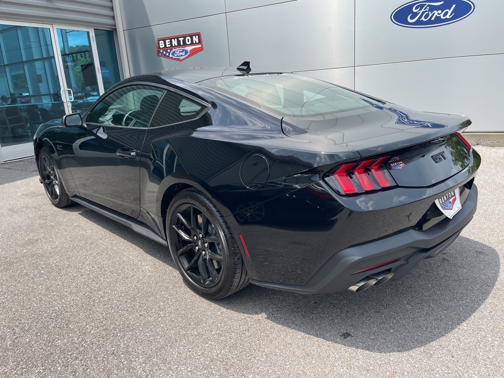 Vehicle image 6 of 31