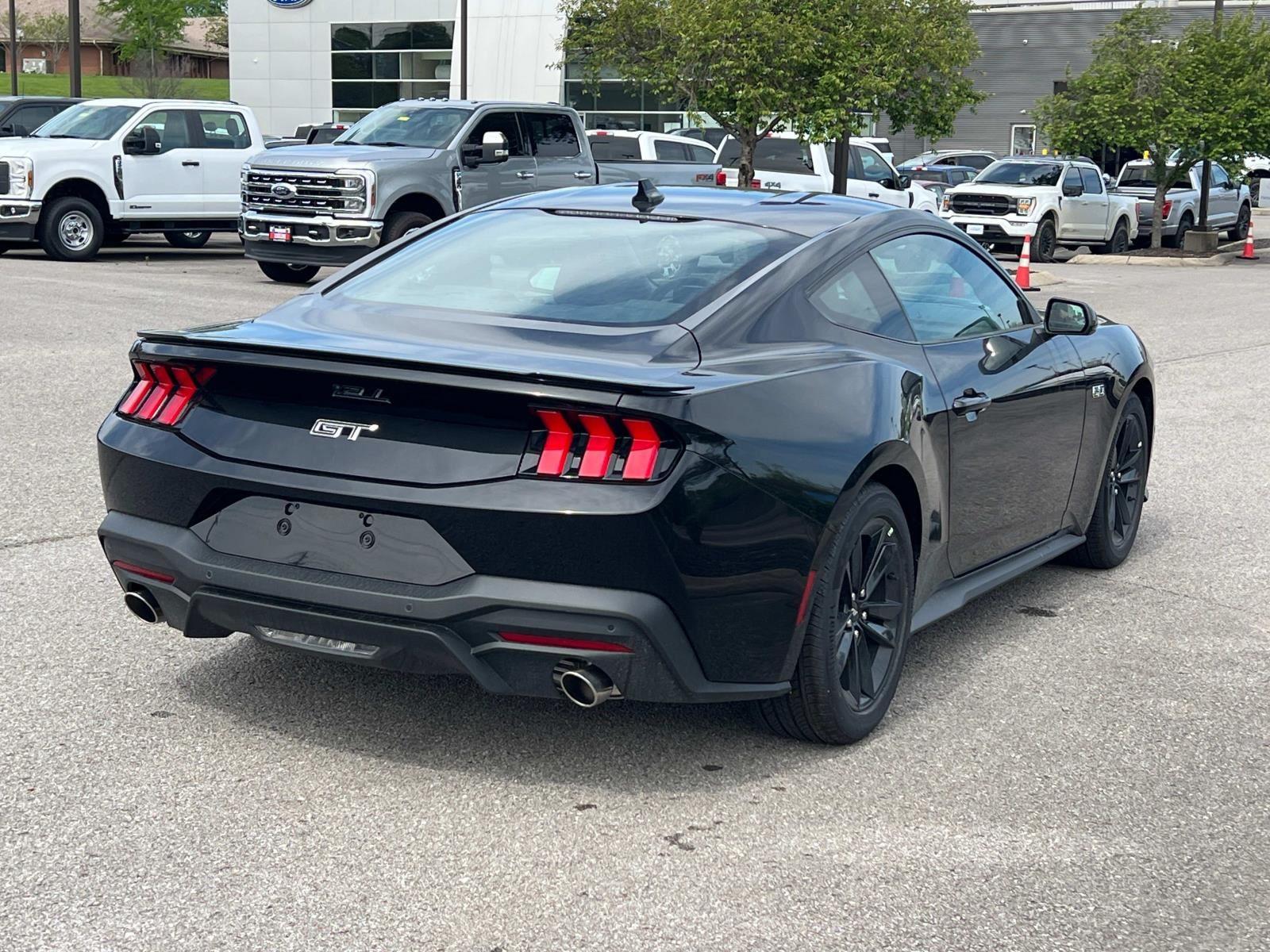 Vehicle image 5 of 31