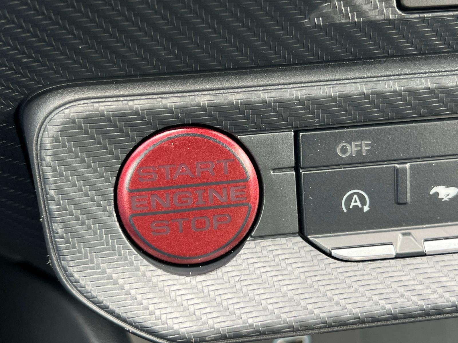 Vehicle image 19 of 31