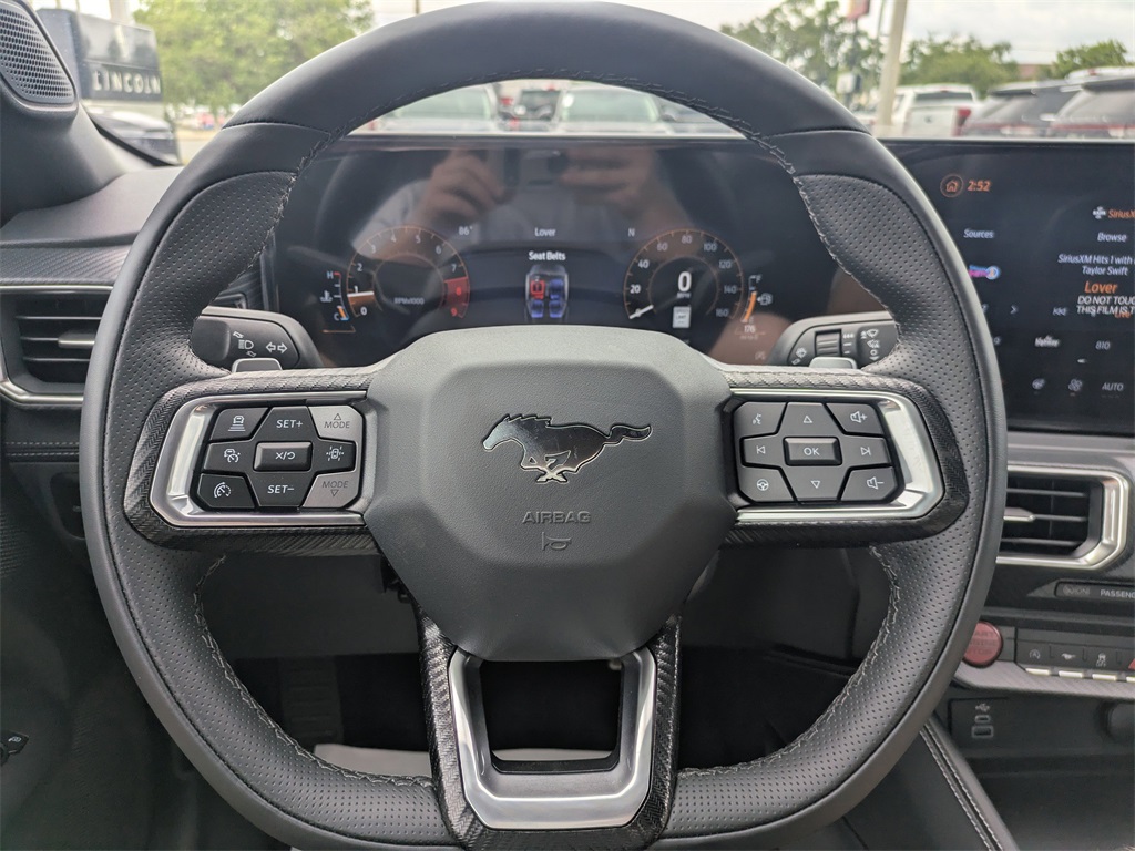 2025 Ford Mustang GT Premium Image 11 of 25