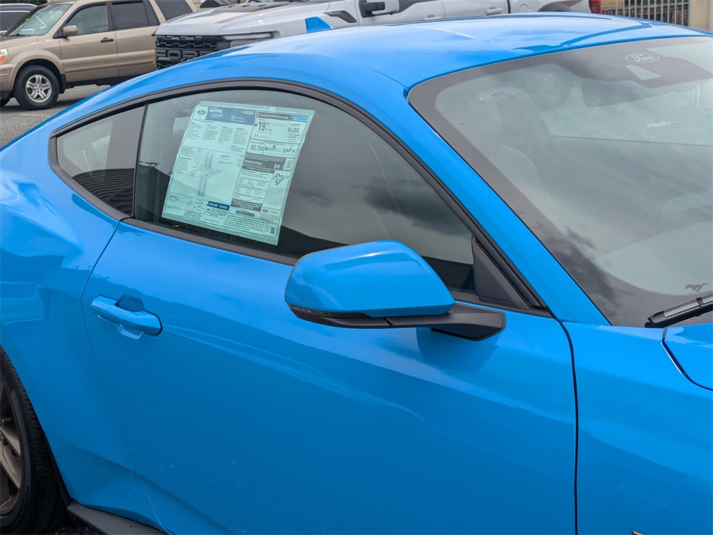 2025 Ford Mustang GT Premium Image 22 of 25