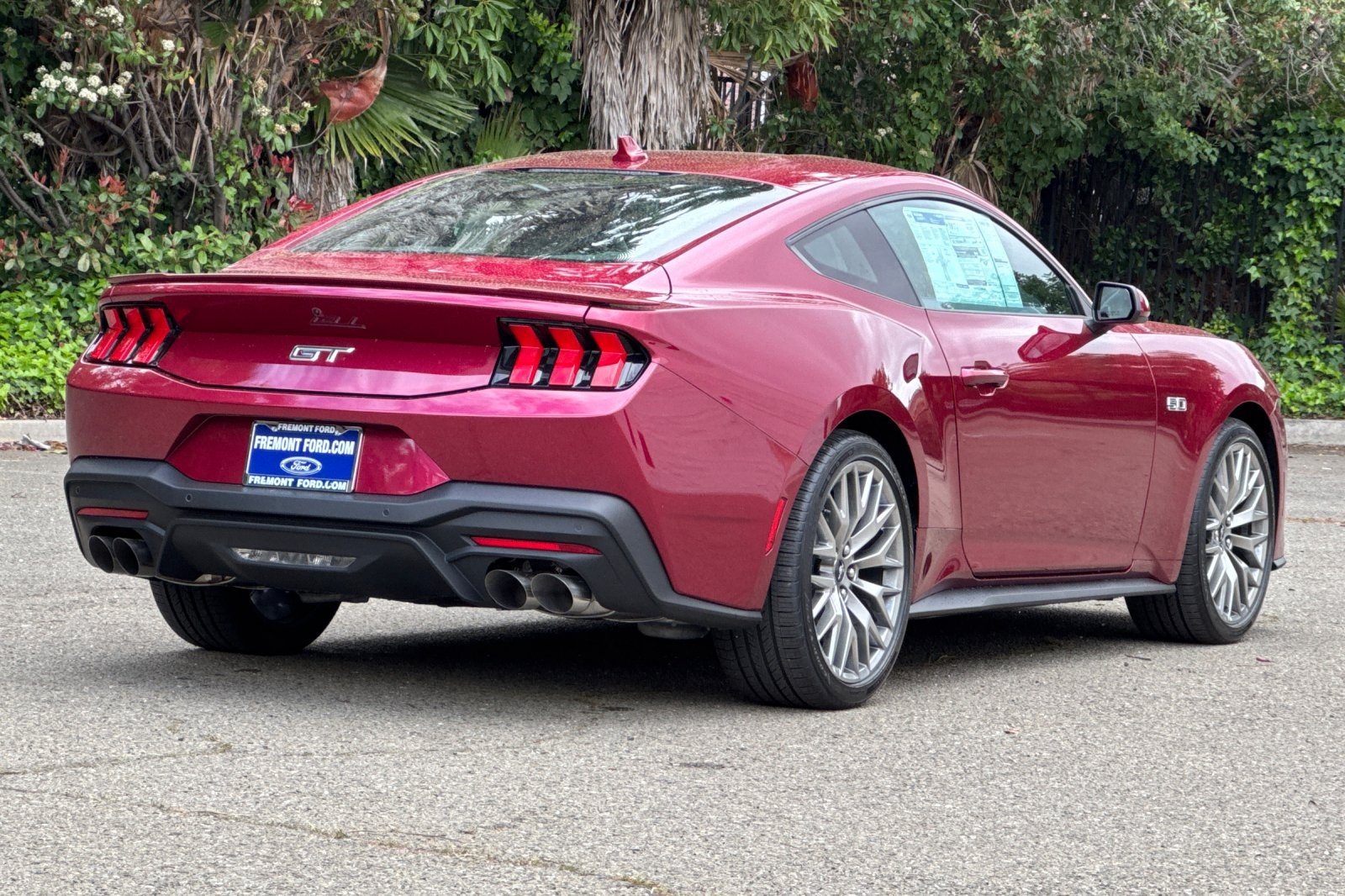 Vehicle image 5 of 32