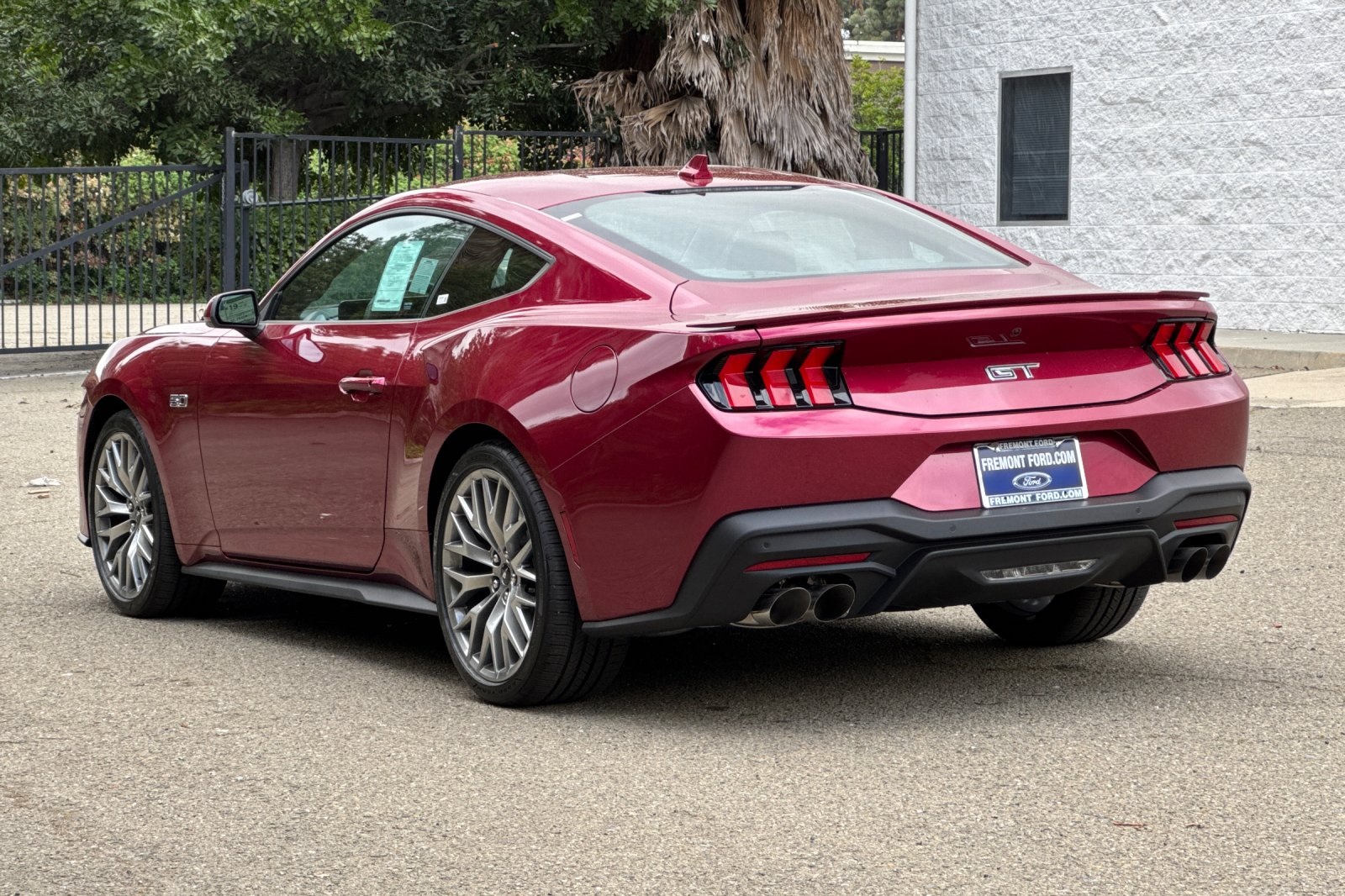 Vehicle image 6 of 32