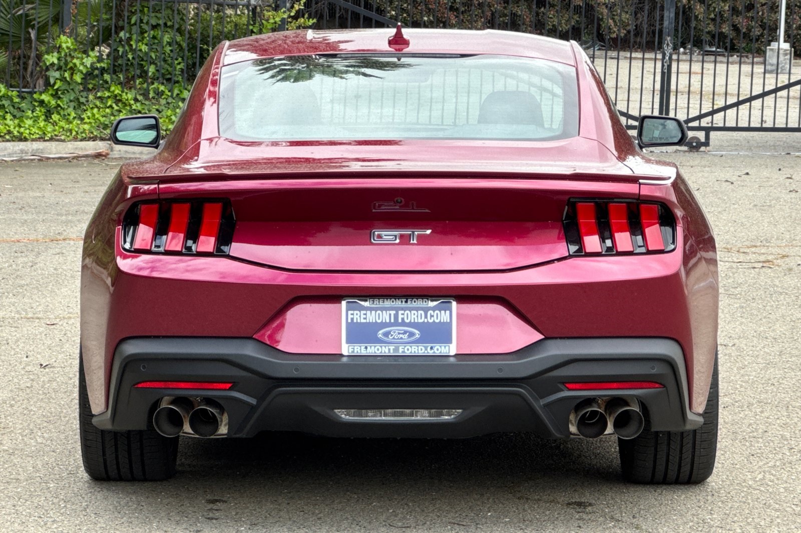 Vehicle image 7 of 32