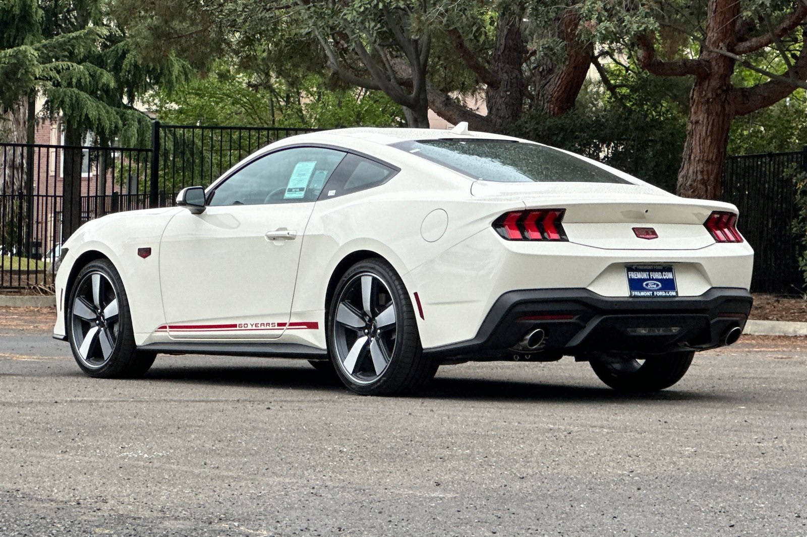 Vehicle image 6 of 31