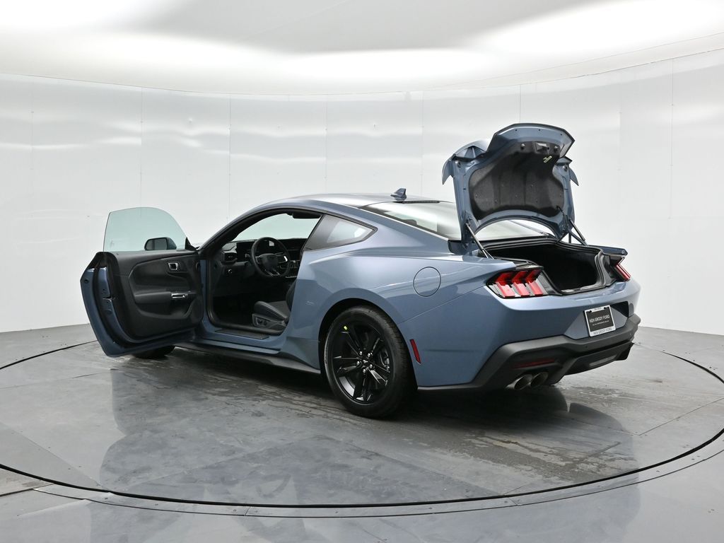 Vehicle image 29 of 50