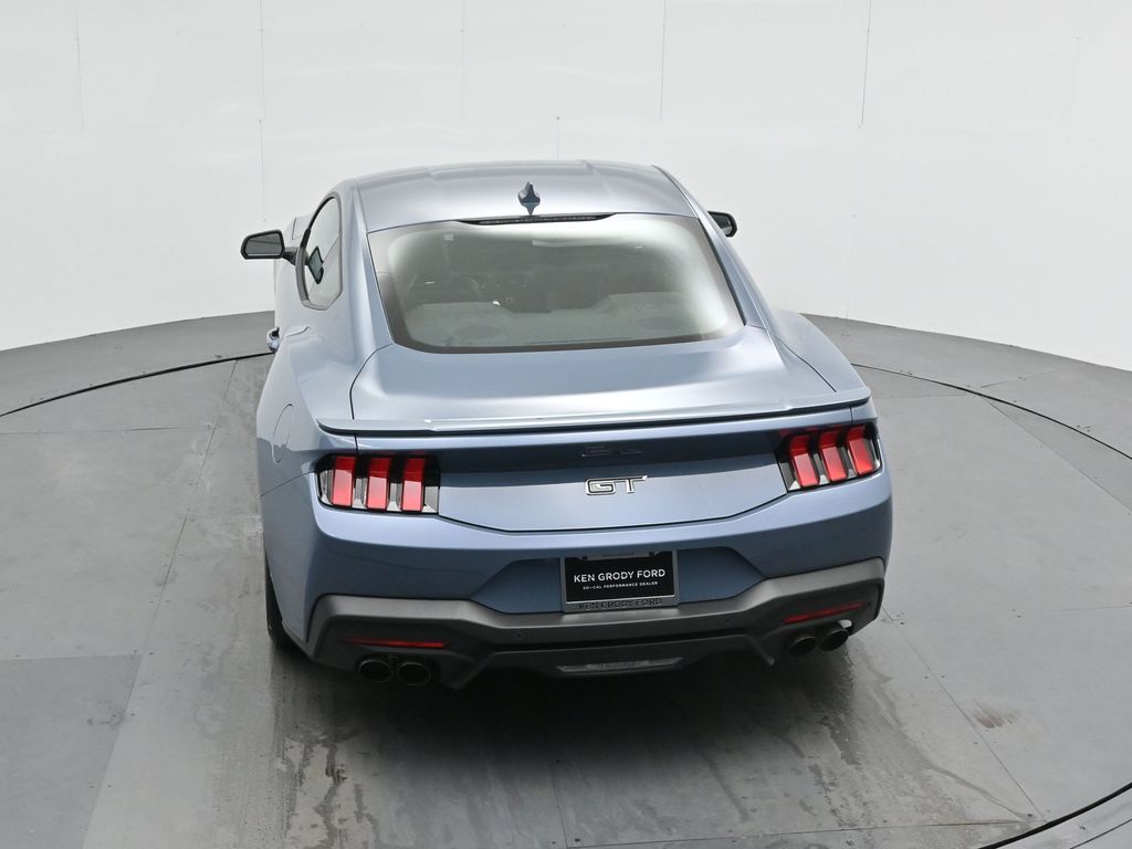 Vehicle image 27 of 50
