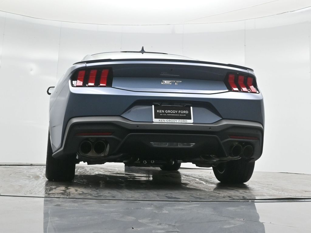 Vehicle image 26 of 50