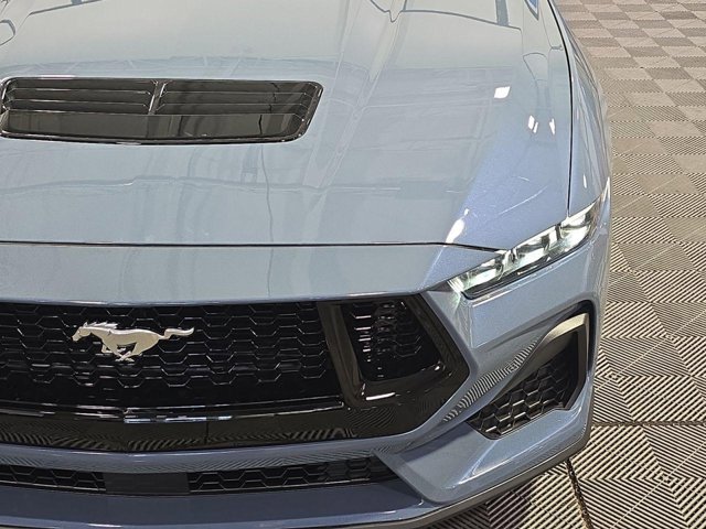 Vehicle image 11 of 31