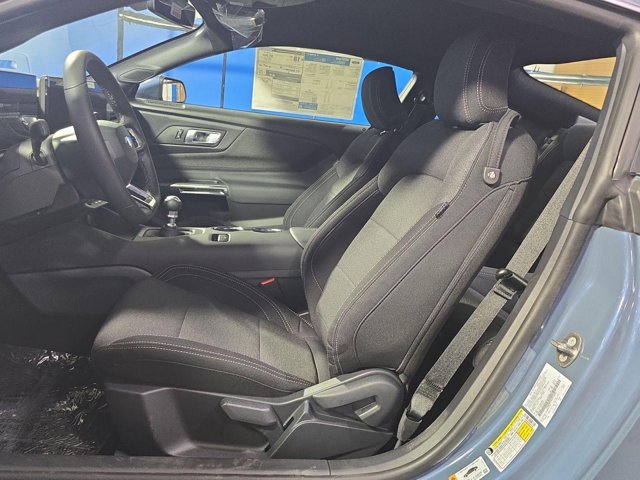 Vehicle image 29 of 31