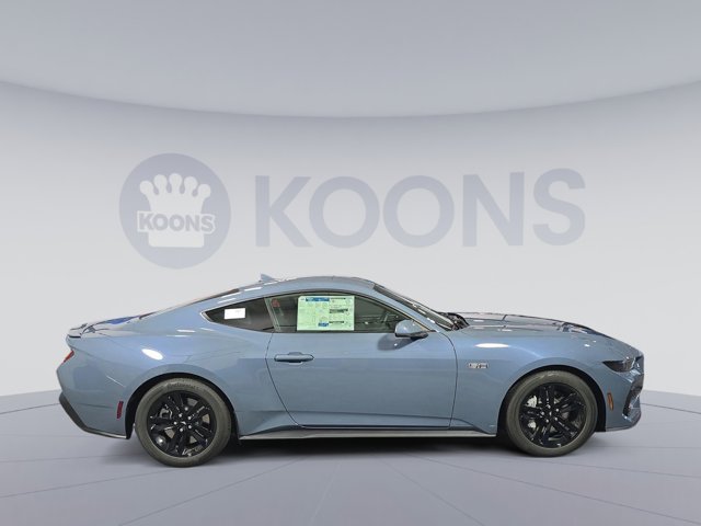 Vehicle image 4 of 31