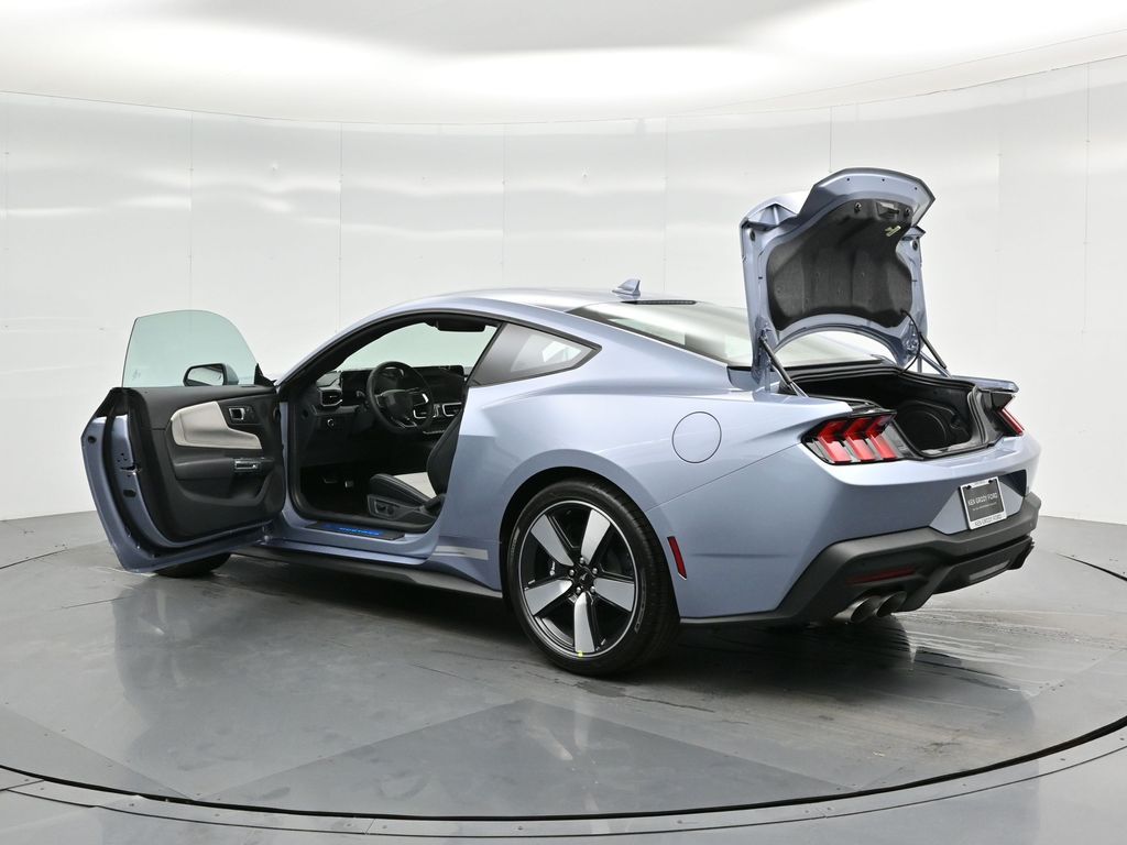 Vehicle image 29 of 55