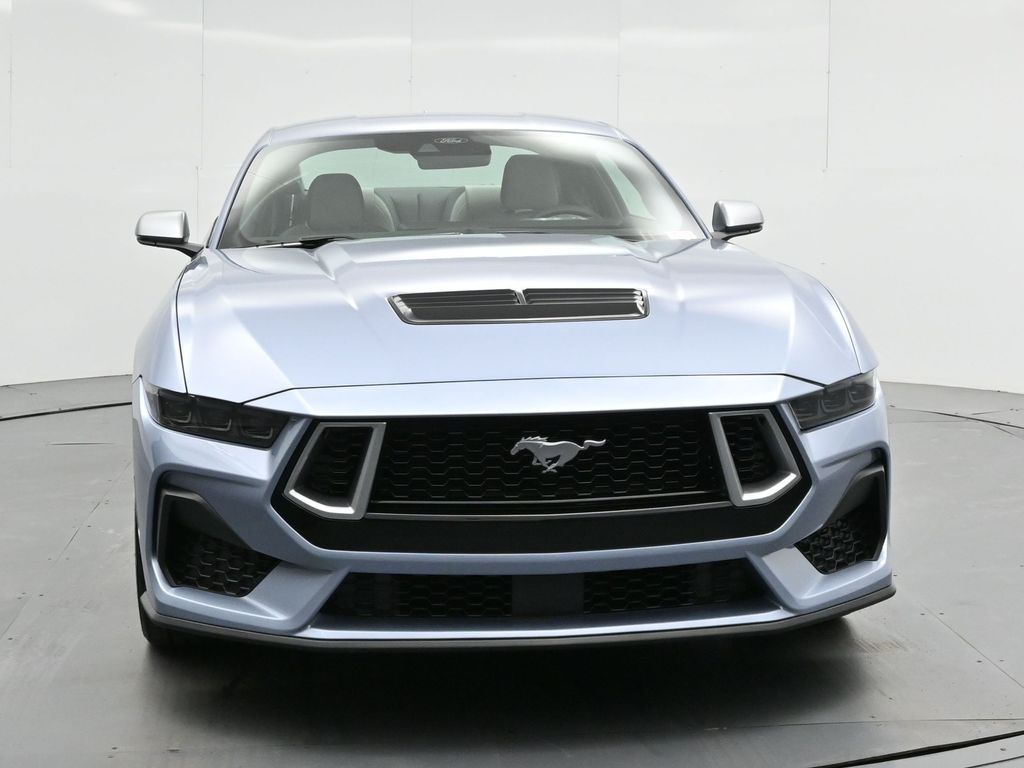 Vehicle image 4 of 55