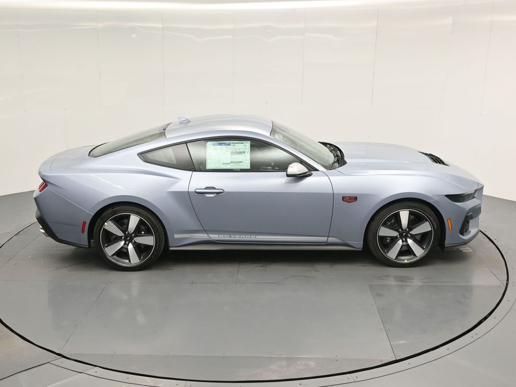 Vehicle image 17 of 55