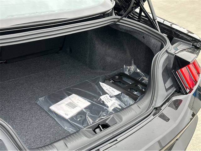 Vehicle image 20 of 43