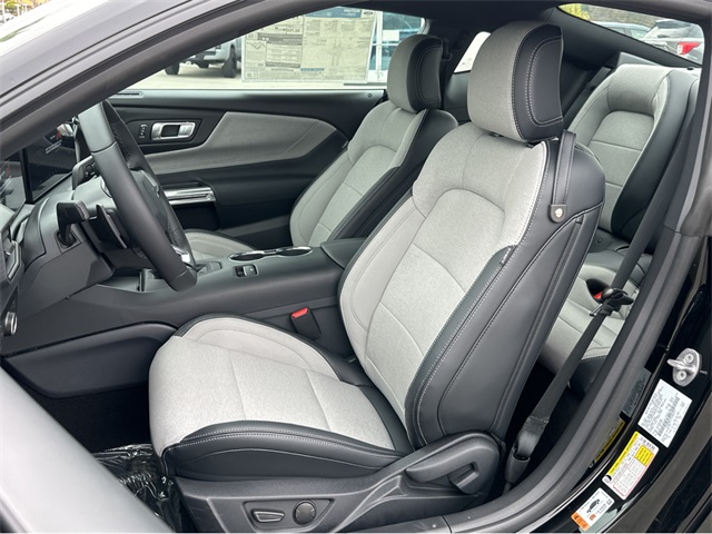 Vehicle image 15 of 43