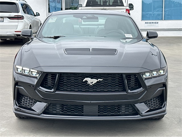 Vehicle image 2 of 43