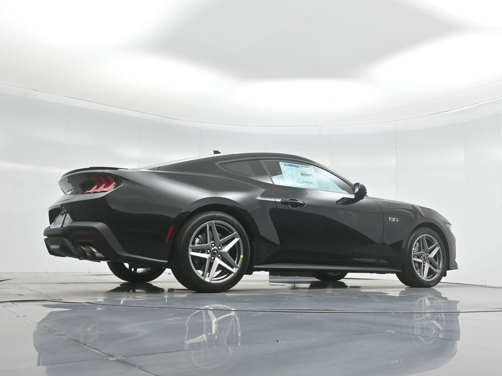 Vehicle image 28 of 50