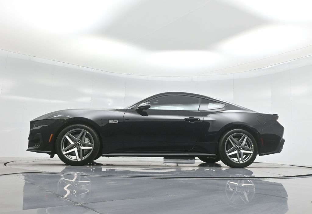 Vehicle image 22 of 50
