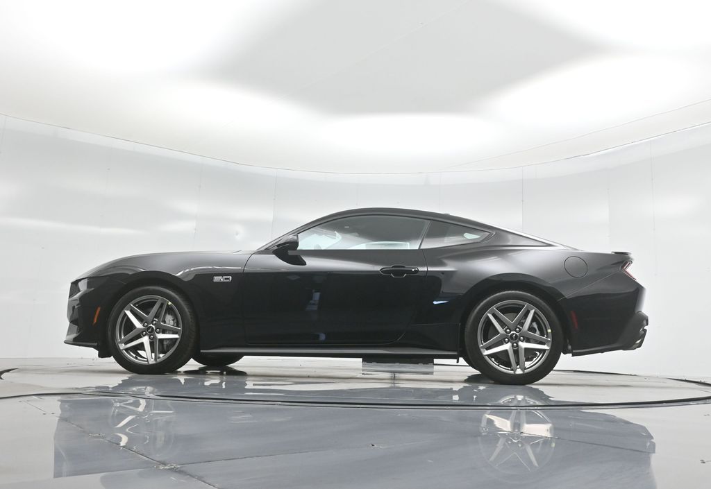 Vehicle image 38 of 50