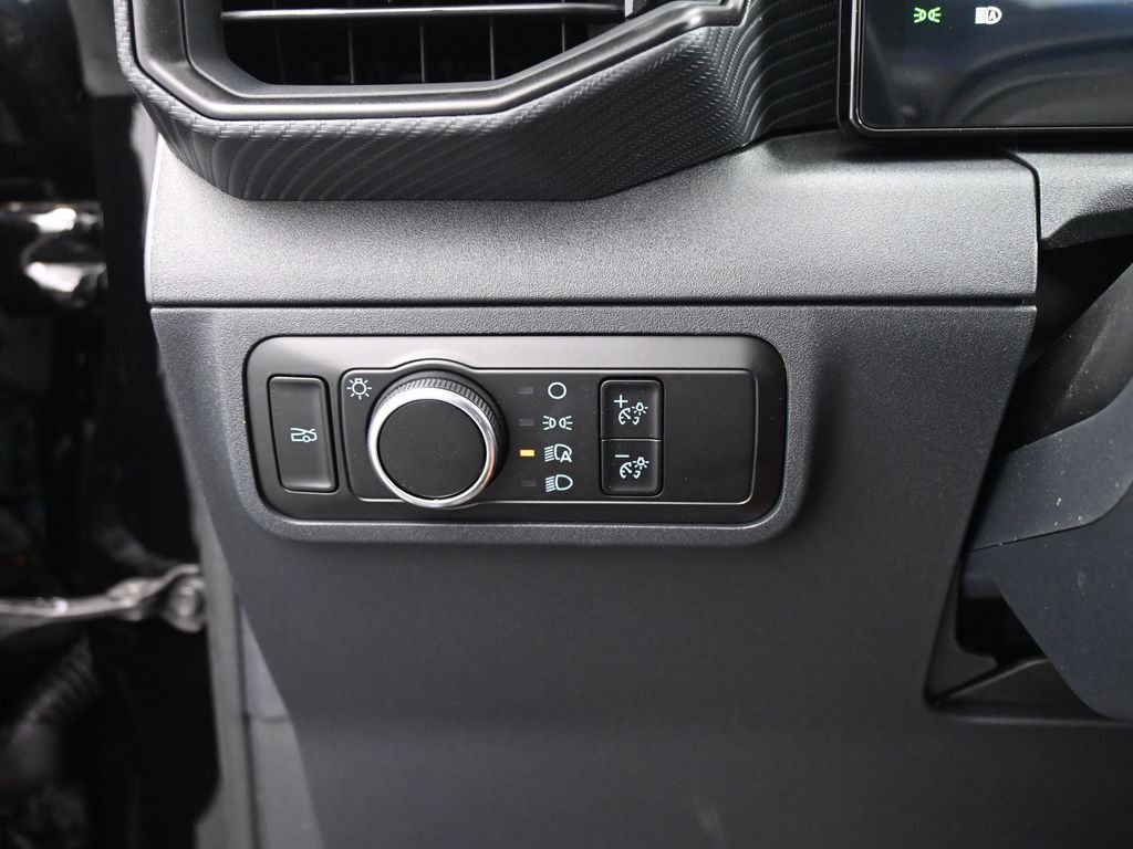 Vehicle image 44 of 50