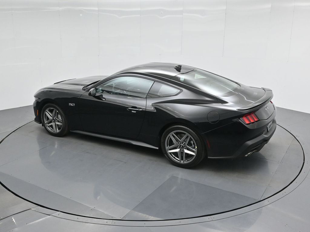 Vehicle image 34 of 50
